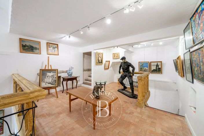 Image No.5-1 Bed House for sale
