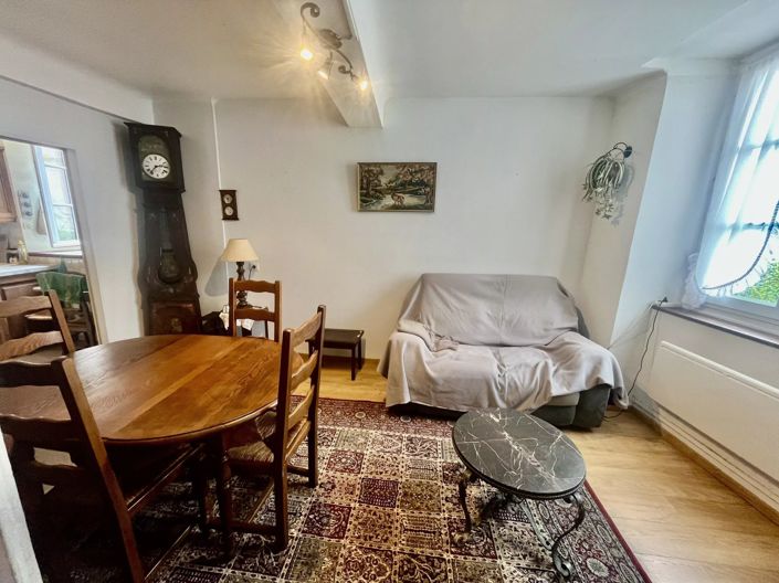 Image No.2-4 Bed House for sale