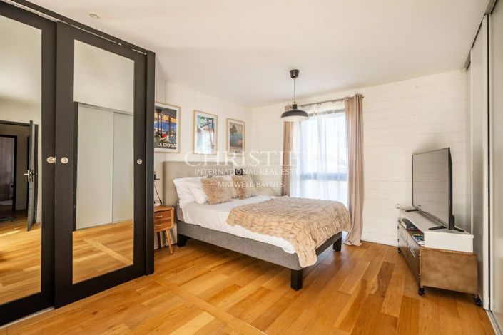 Image No.11-4 Bed House for sale