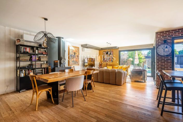 Image No.4-4 Bed House for sale