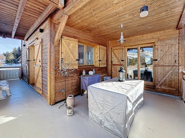 Image No.16-6 Bed House for sale