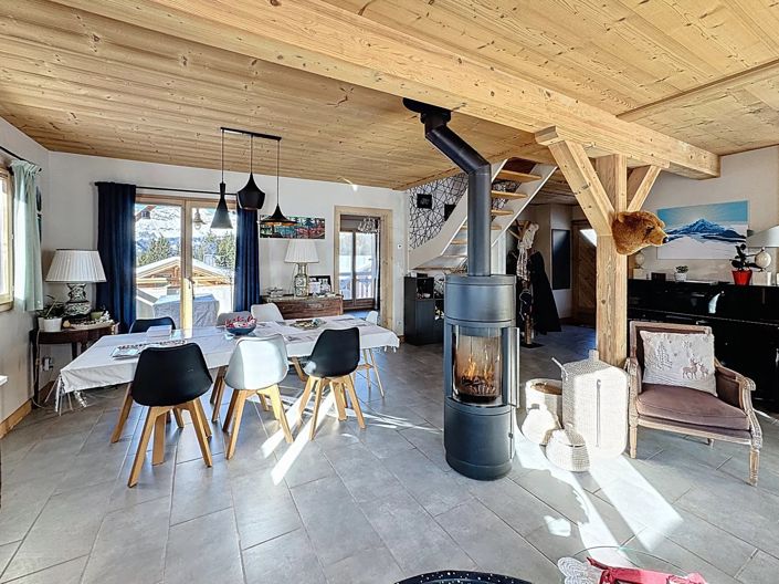 Image No.7-6 Bed House for sale