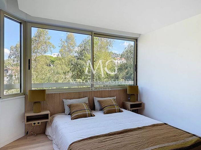 Image No.10-3 Bed Apartment for sale