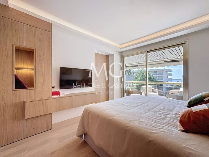 Image No.9-3 Bed Apartment for sale