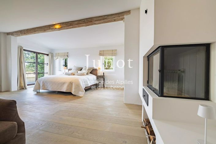 Image No.8-14 Bed House for sale
