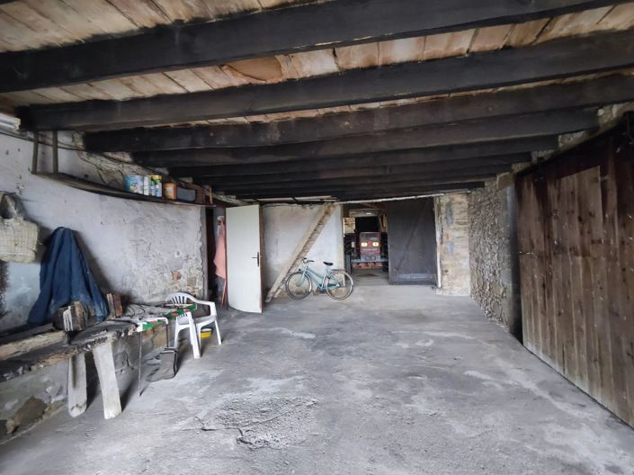 Image No.13-3 Bed House for sale