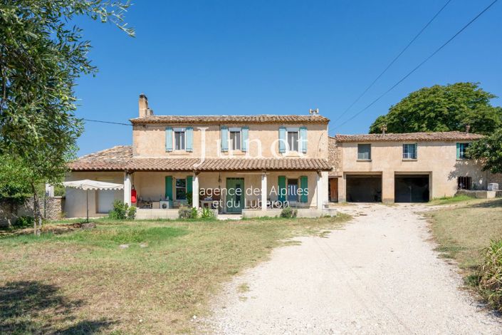 Image No.19-10 Bed Property for sale