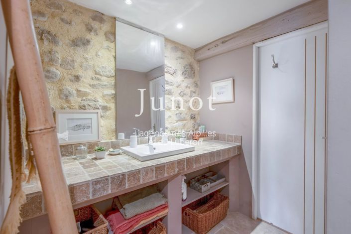 Image No.29-6 Bed House for sale