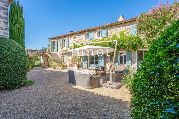 Image No.31-6 Bed House for sale
