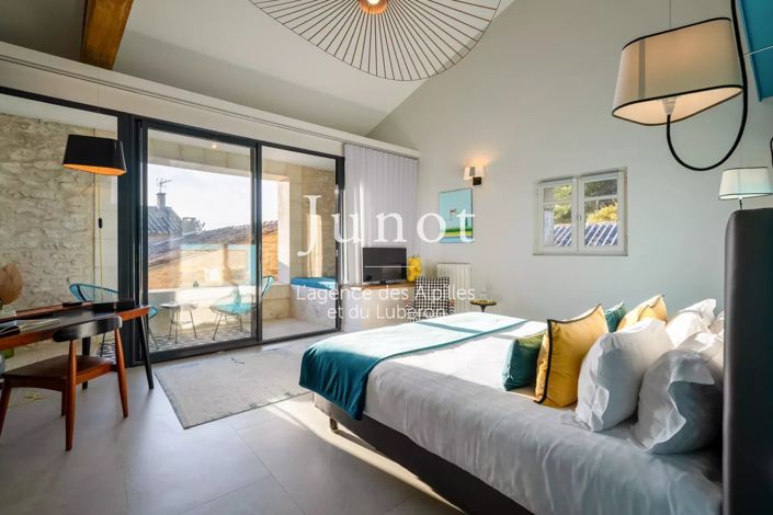 Image No.10-9 Bed House for sale
