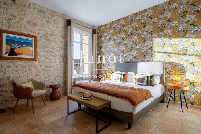Image No.18-9 Bed House for sale
