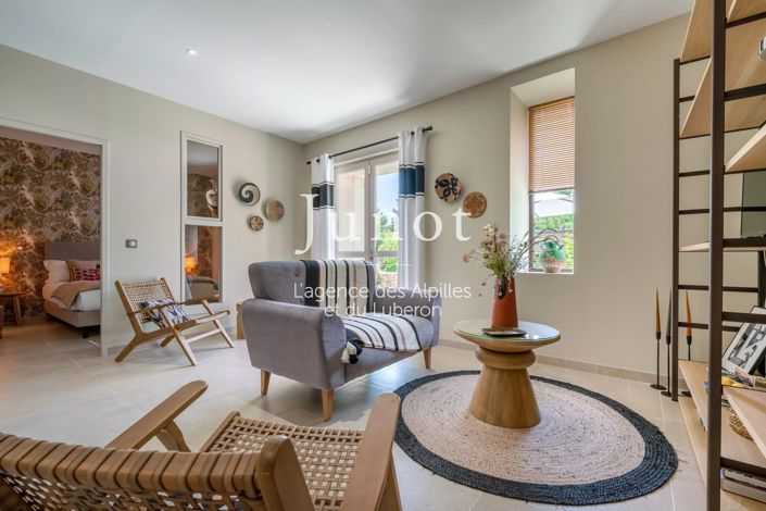 Image No.19-9 Bed House for sale