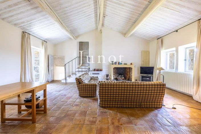 Image No.23-7 Bed House for sale