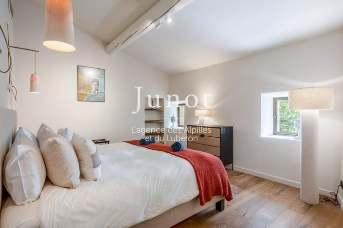 Image No.19-7 Bed House for sale