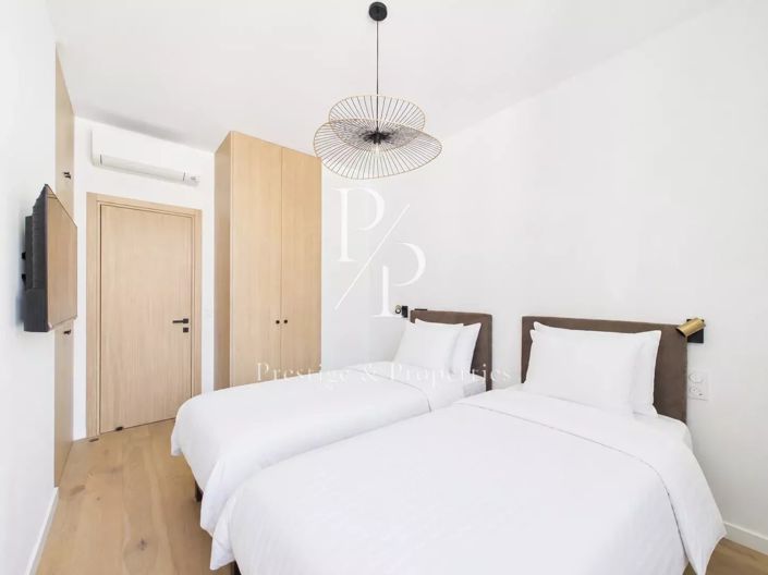 Image No.18-3 Bed Apartment for sale