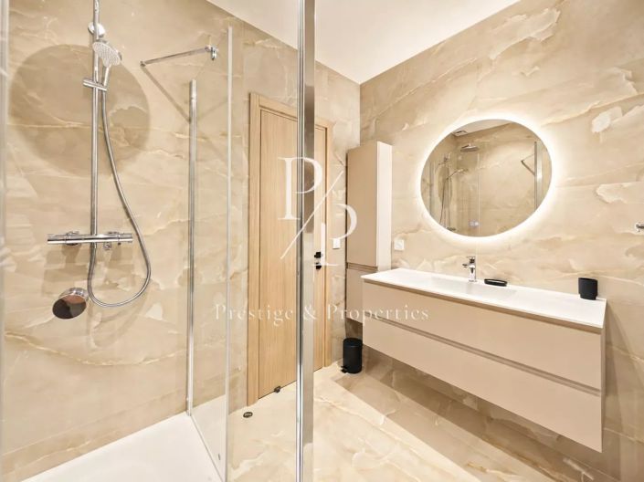 Image No.6-3 Bed Apartment for sale