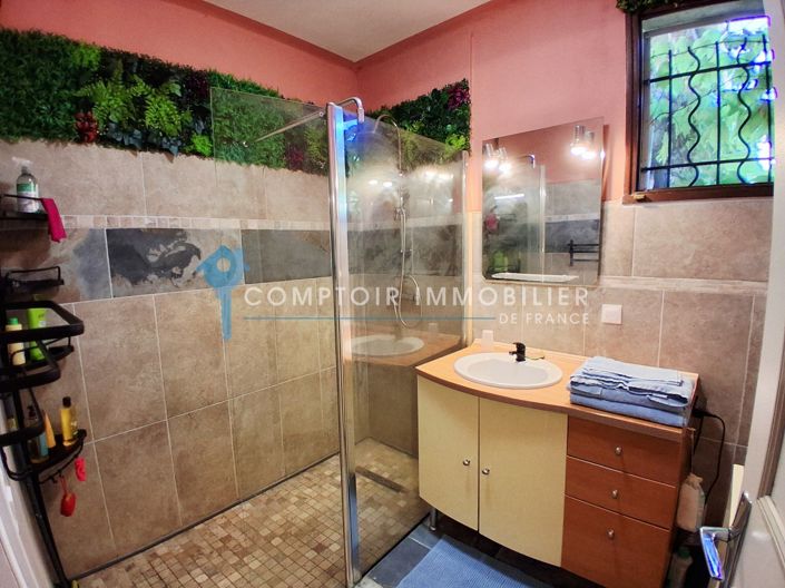 Image No.7-3 Bed House for sale