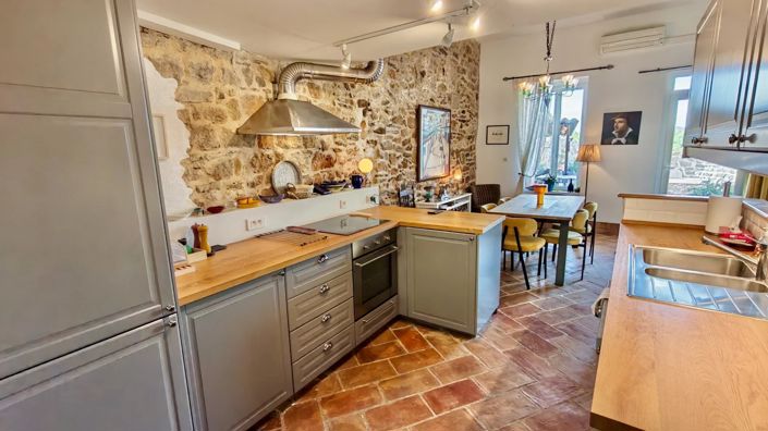 Image No.7-2 Bed House for sale