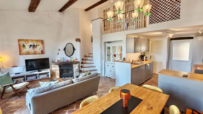 Image No.8-2 Bed House for sale