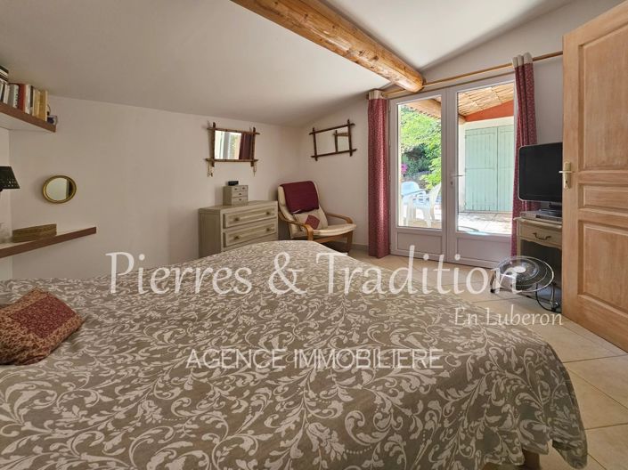 Image No.6-5 Bed House for sale