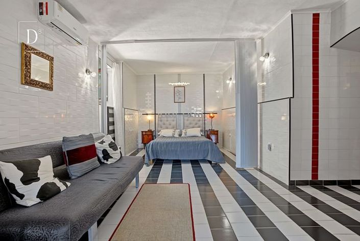 Image No.27-6 Bed House for sale