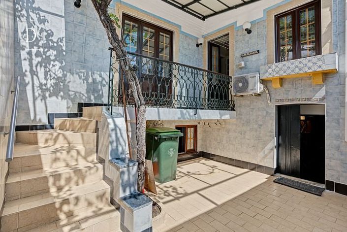 Image No.50-6 Bed House for sale