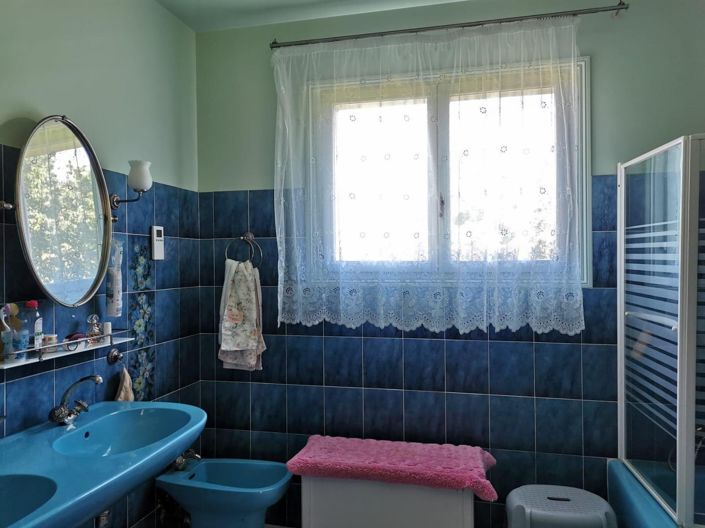 Image No.10-5 Bed House for sale