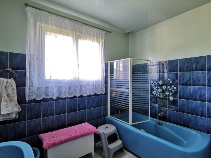 Image No.11-5 Bed House for sale