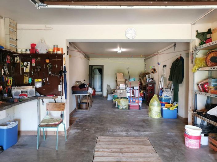 Image No.18-5 Bed House for sale