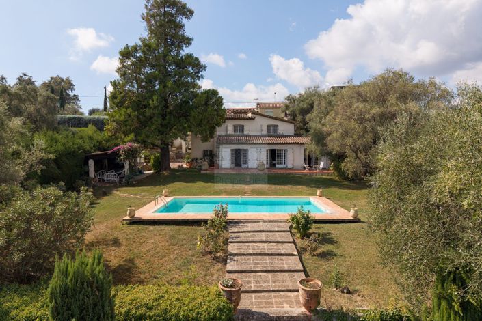 Image No.3-6 Bed House for sale