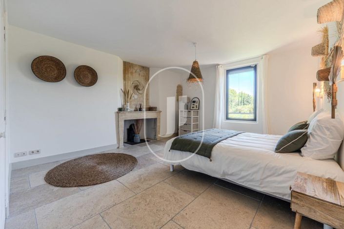 Image No.11-5 Bed House for sale
