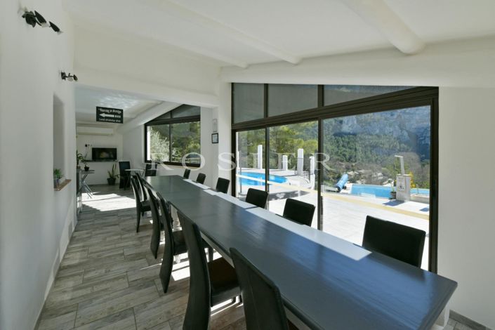 Image No.6-15 Bed House for sale