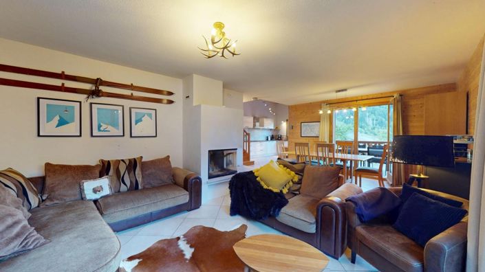 Image No.5-4 Bed Property for sale