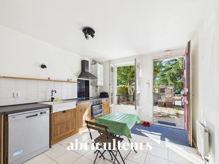 Image No.5-4 Bed House for sale