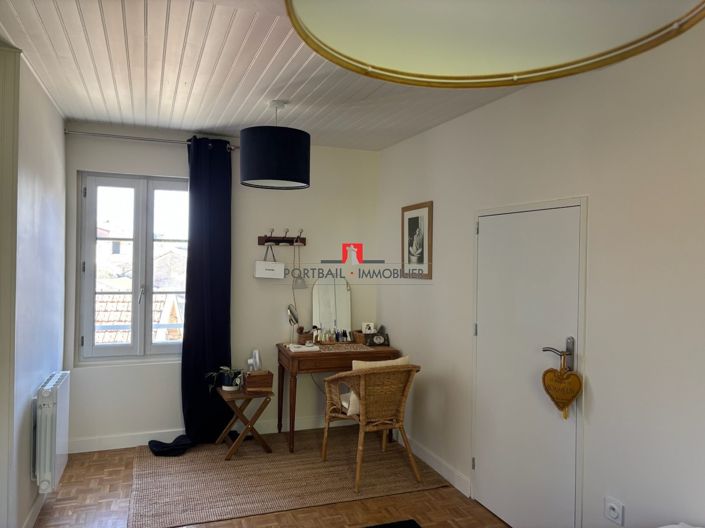 Image No.17-2 Bed House for sale
