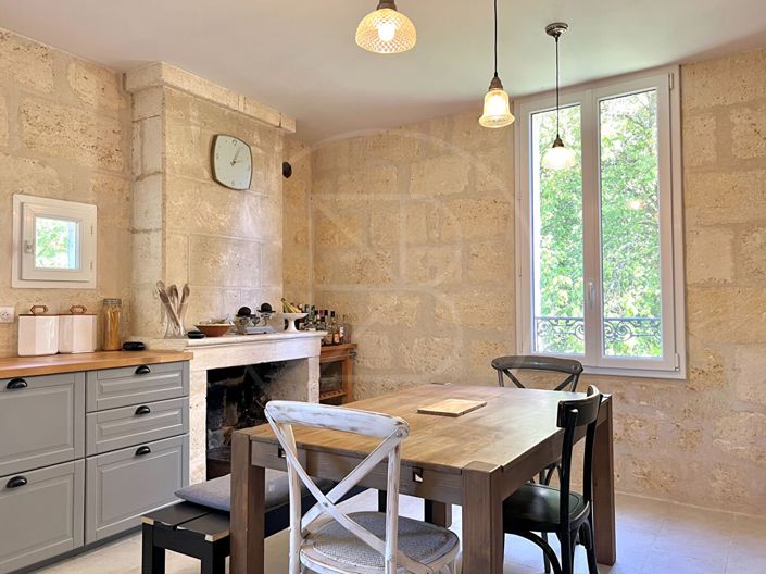 Image No.9-7 Bed House for sale