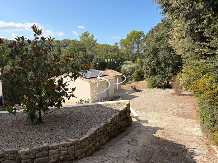 Image No.6-5 Bed House for sale