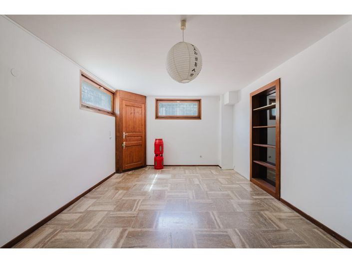 Image No.15-5 Bed House for sale