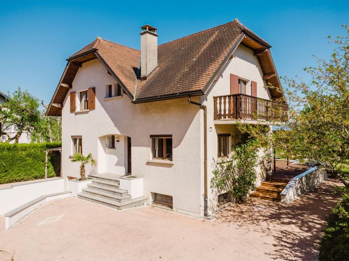 Image No.3-5 Bed House for sale