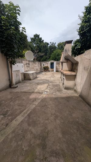 Image No.11-4 Bed House for sale