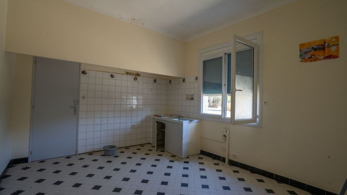 Image No.5-3 Bed House for sale