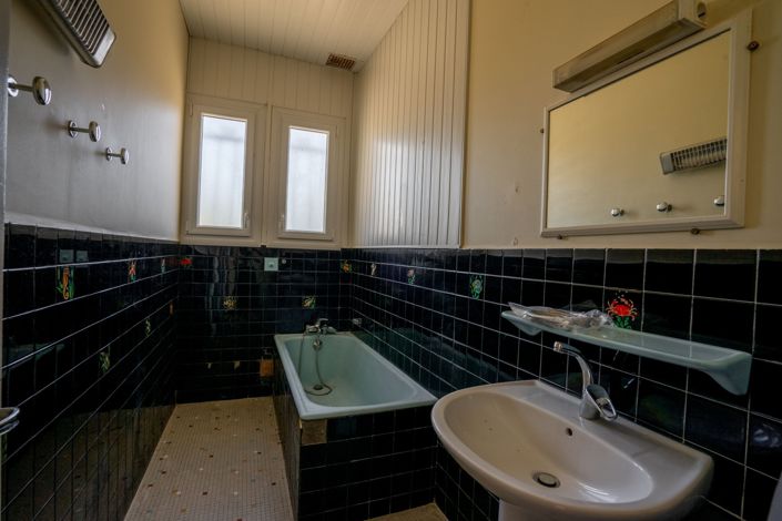 Image No.9-3 Bed House for sale