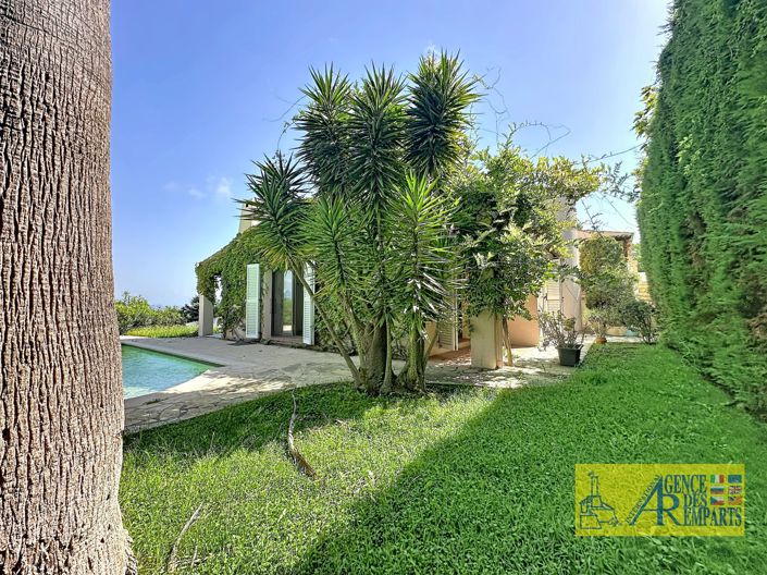Image No.15-5 Bed House for sale