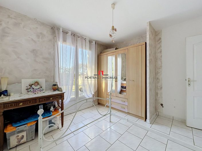 Image No.6-3 Bed House for sale