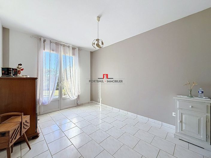 Image No.7-3 Bed House for sale