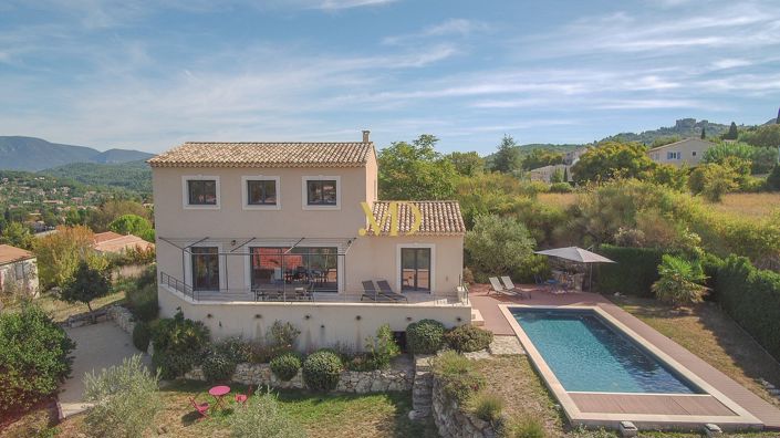 Image No.8-4 Bed House for sale