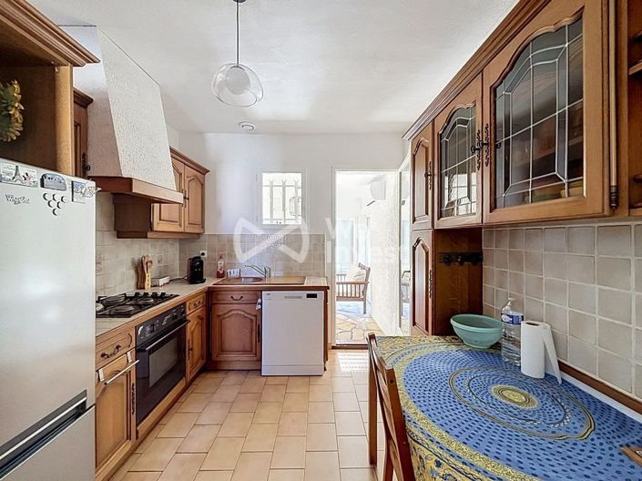 Image No.10-4 Bed House for sale