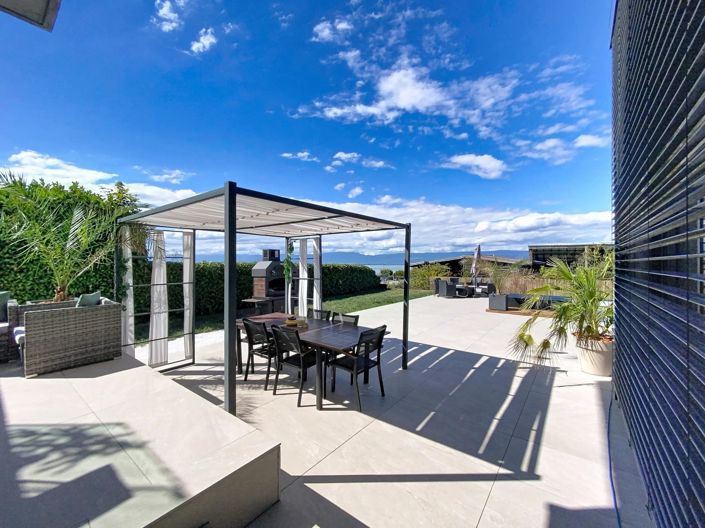 Image No.3-4 Bed House for sale
