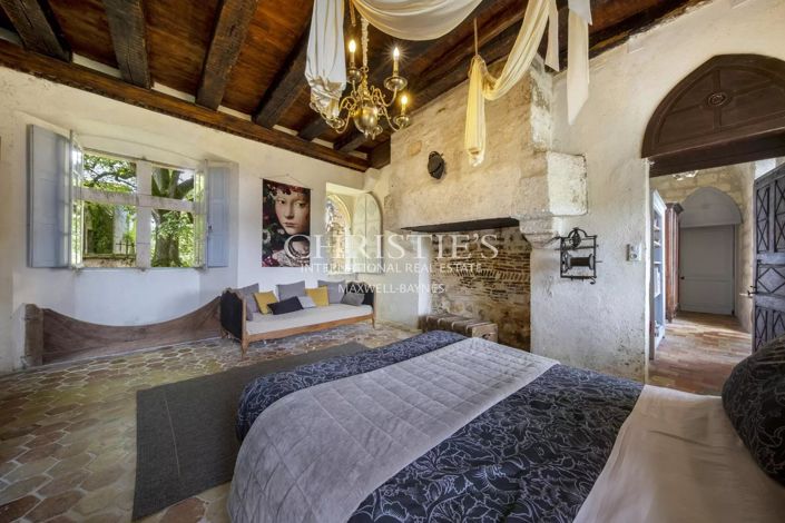 Image No.18-Propriété de 7 chambres à vendre