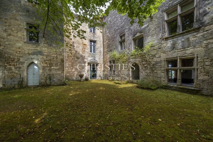 Image No.36-Propriété de 7 chambres à vendre